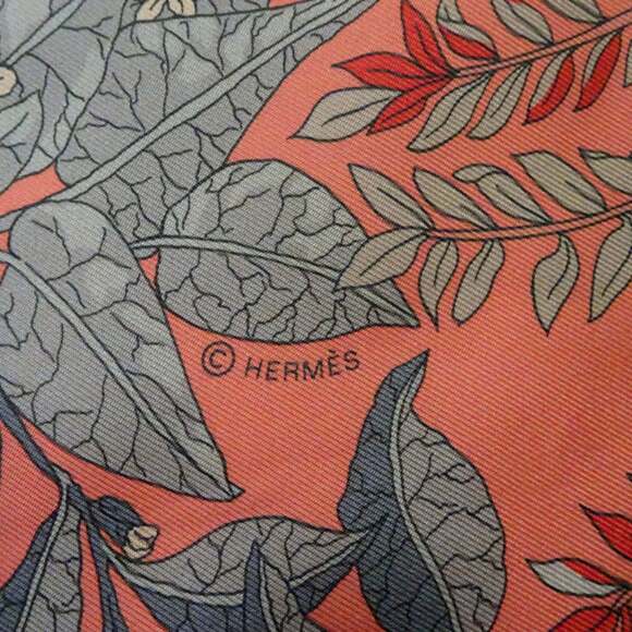 HERMES Pink Silk Scarf - Picture 6 of 8